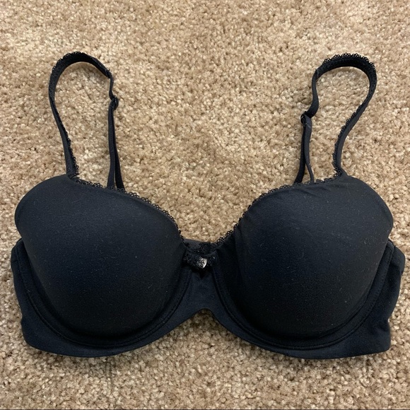 Victoria's Secret Body by Victoria Lined Demi Bra - Picture 2 of 6